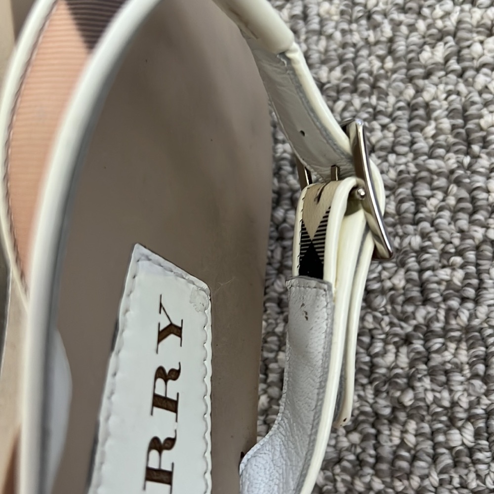 Burberry Lancaster Nova Flip Flop Sandals Shoes Slides 37 White Tan Classic - Picture 6 of 13